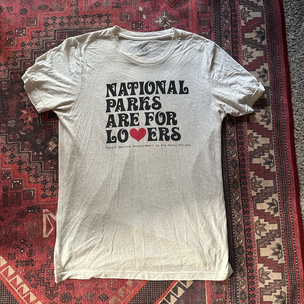 “National parks are for lovers” Parks Project T-shirt